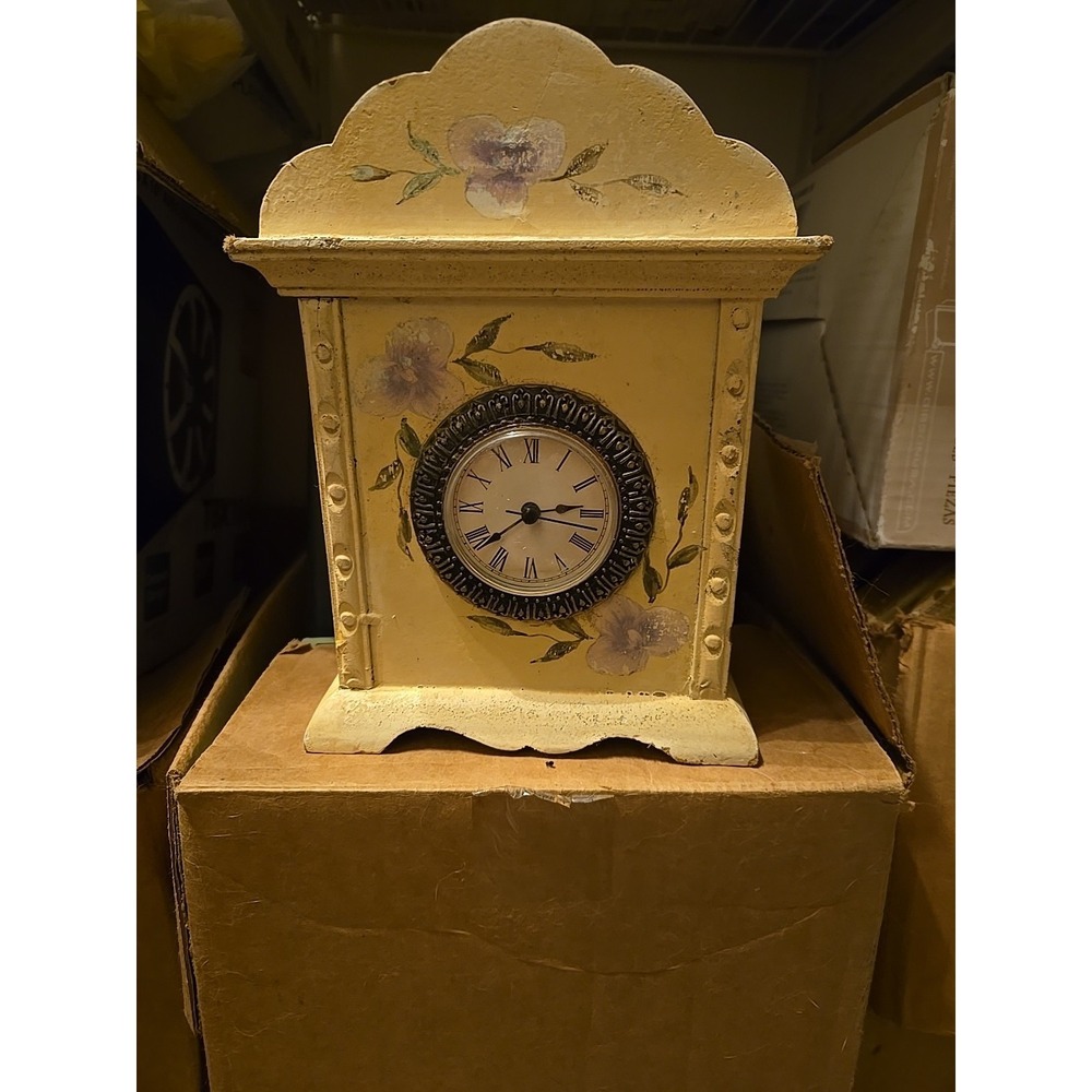 vintage-style floral mantel clock